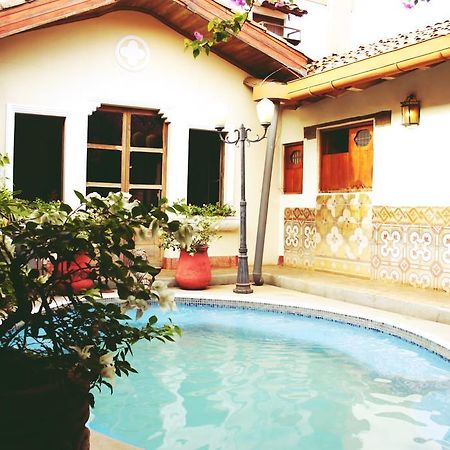 Hostal Sonati เลออน ภายนอก รูปภาพ