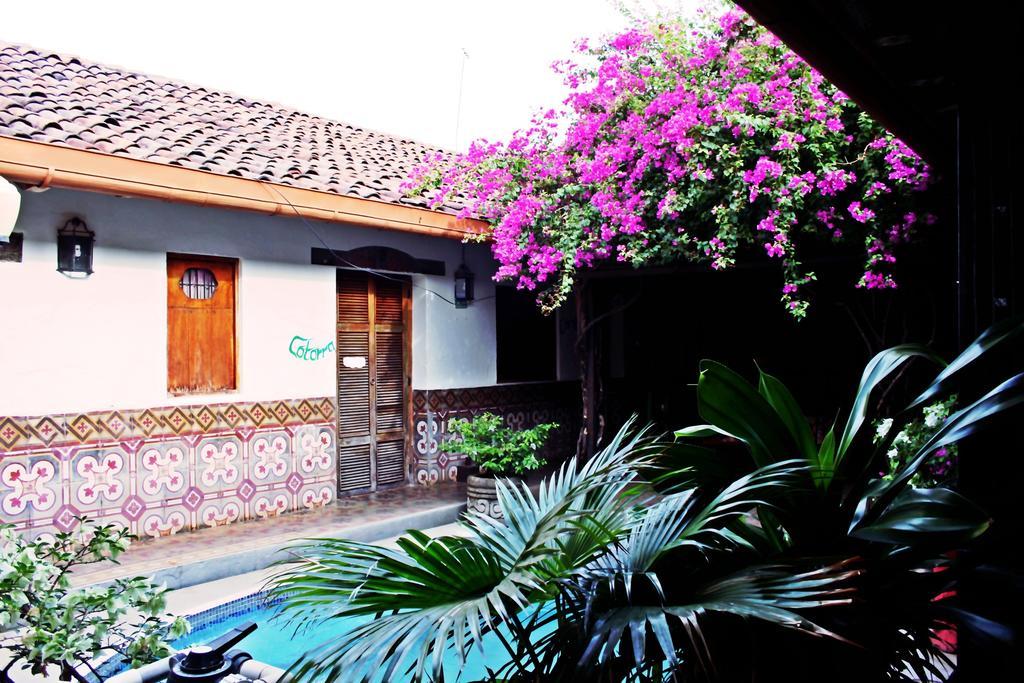 Hostal Sonati เลออน ภายนอก รูปภาพ